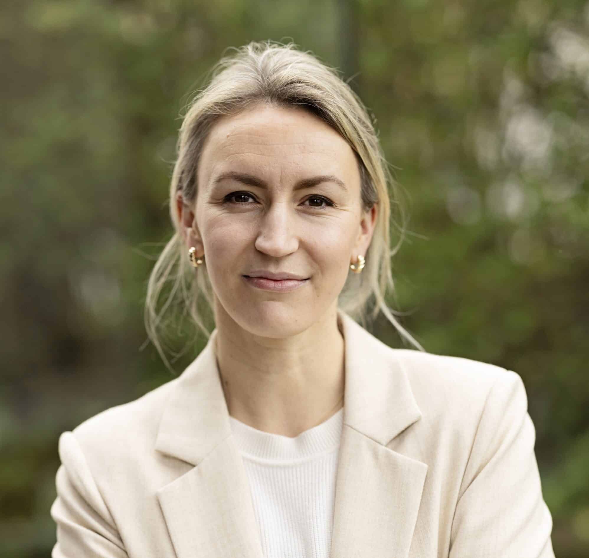 profile picture of Malou