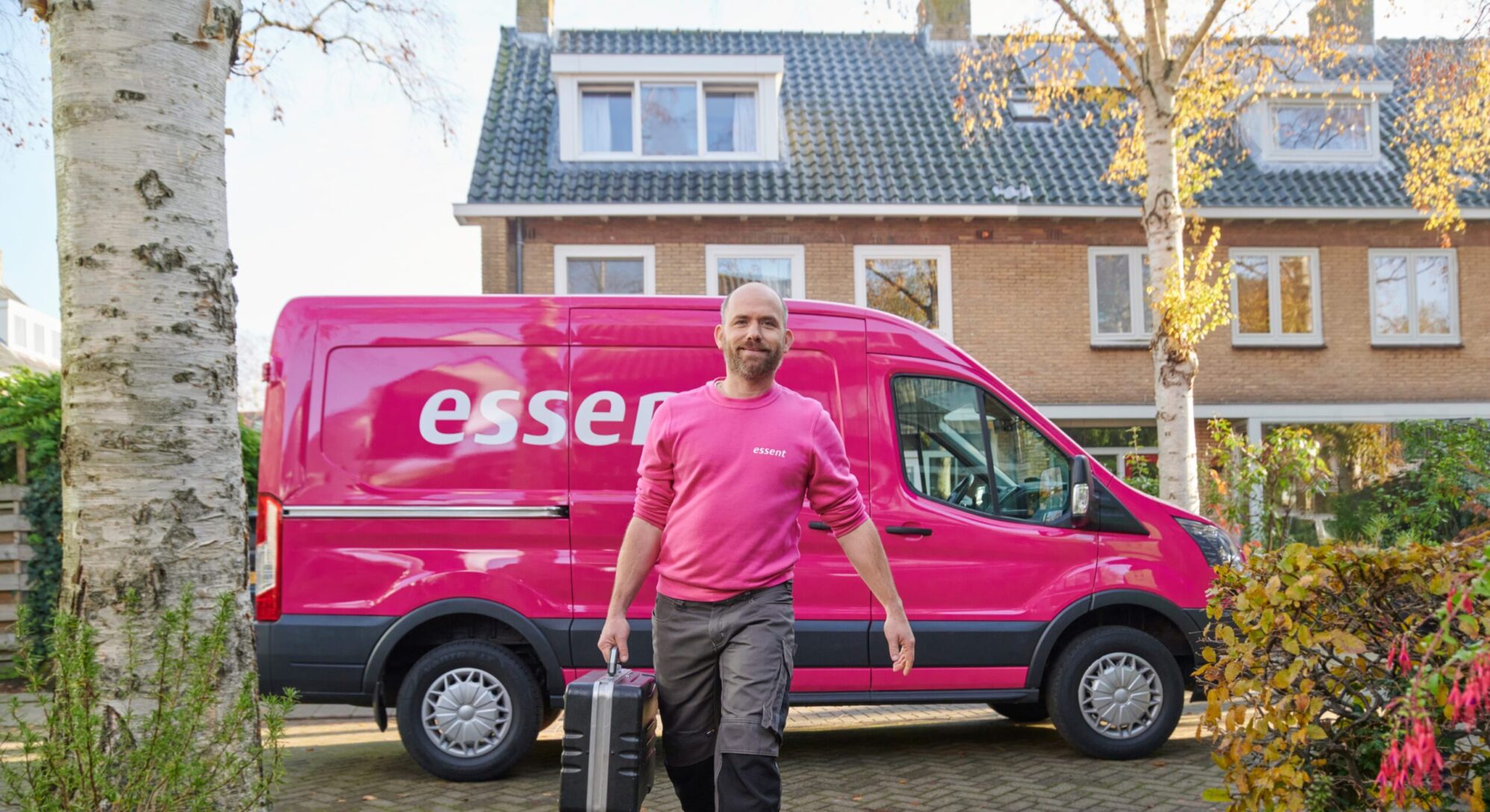Essent worker and van